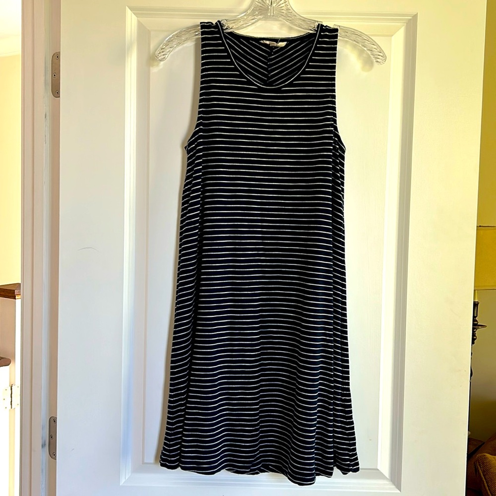 Madewell navy/why striped sleeveless dress sz S. Easy, comfy wardrobe staple!